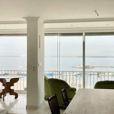 Luxury Family In דירה