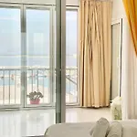 Luxury Family In 公寓 罗萨斯