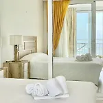 公寓 Luxury Family In