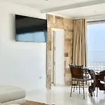 Luxury Family In * 罗萨斯